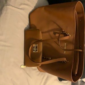 Authentic Michale Kors Large bag and wallet.